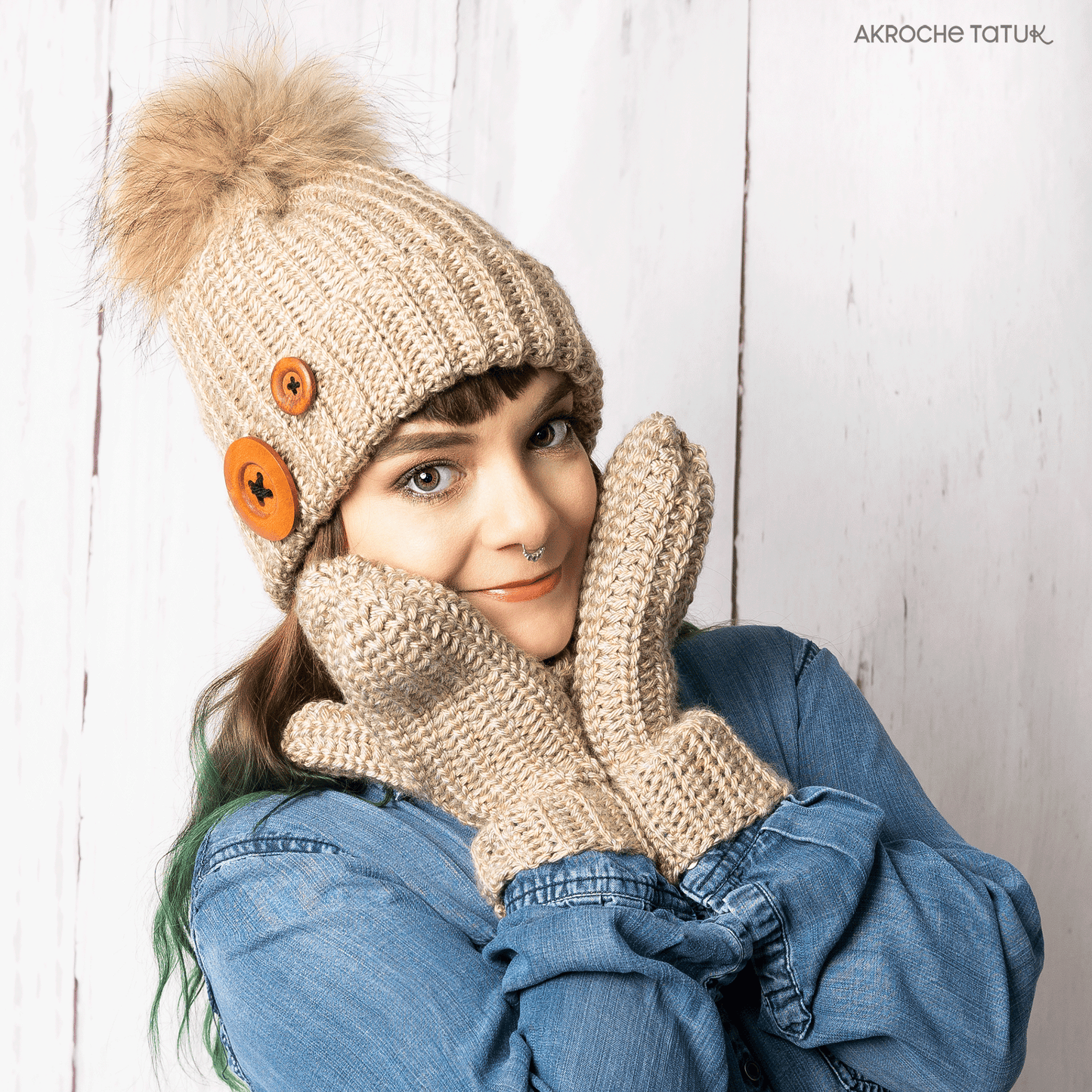 Norway trio (hat, cowl and mittens) - Crochet pattern