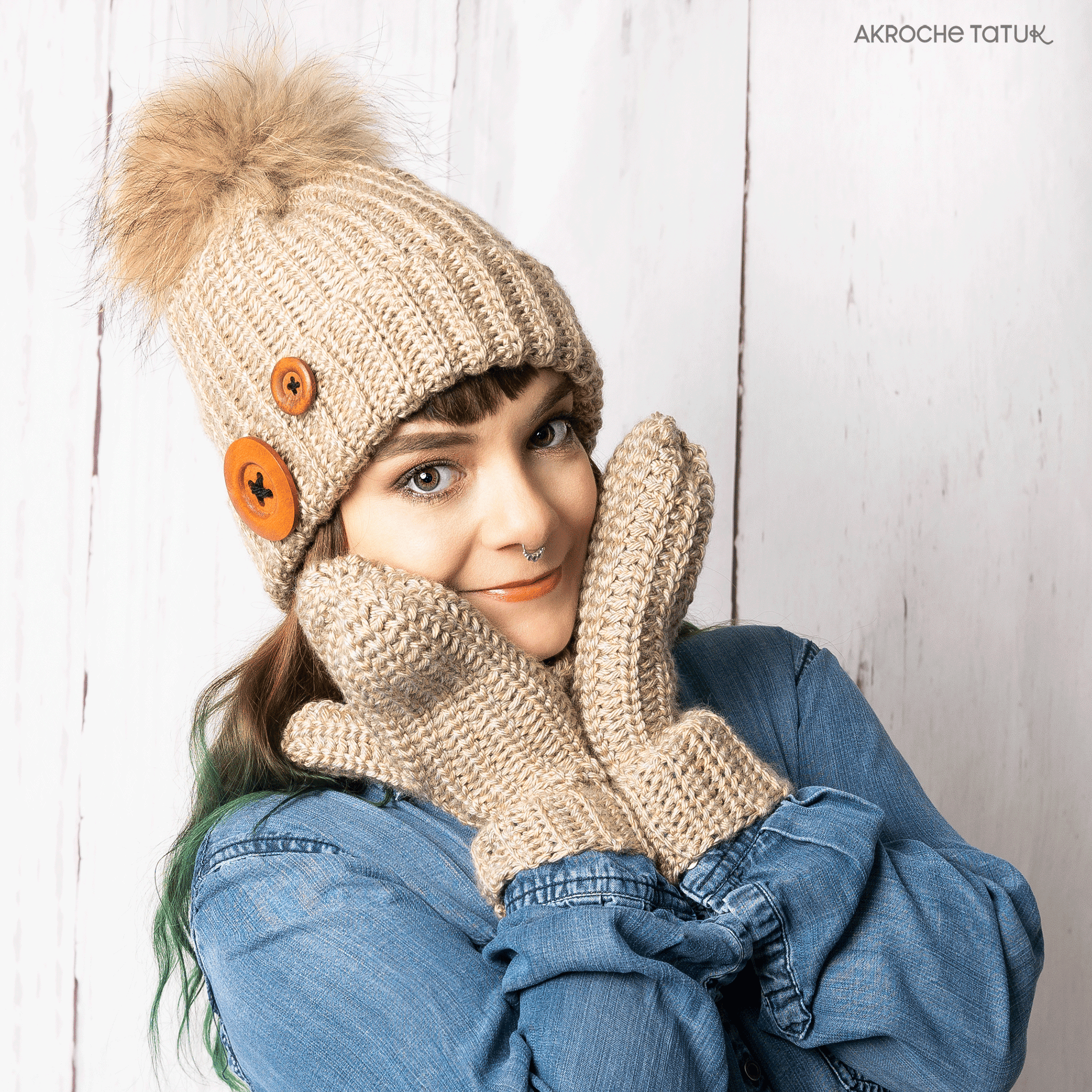 Norway trio (hat, cowl and mittens) - Crochet pattern